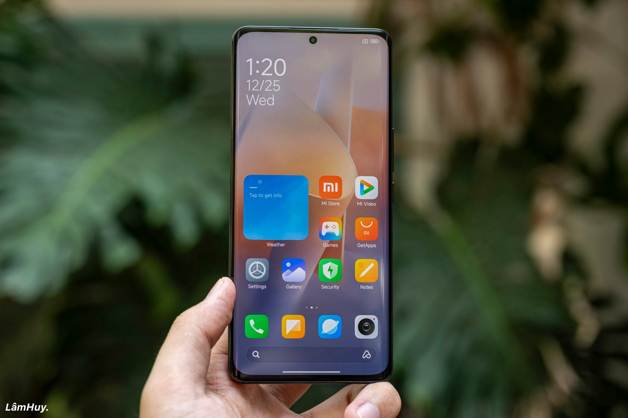 Xiaomi 12S Ultra man hinh-1.jpg